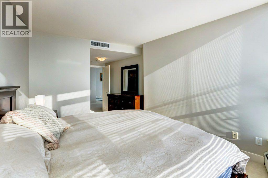 Single Family House Multi-level for Sale in   Spruce Place SW Spruce Cliff Calgary 