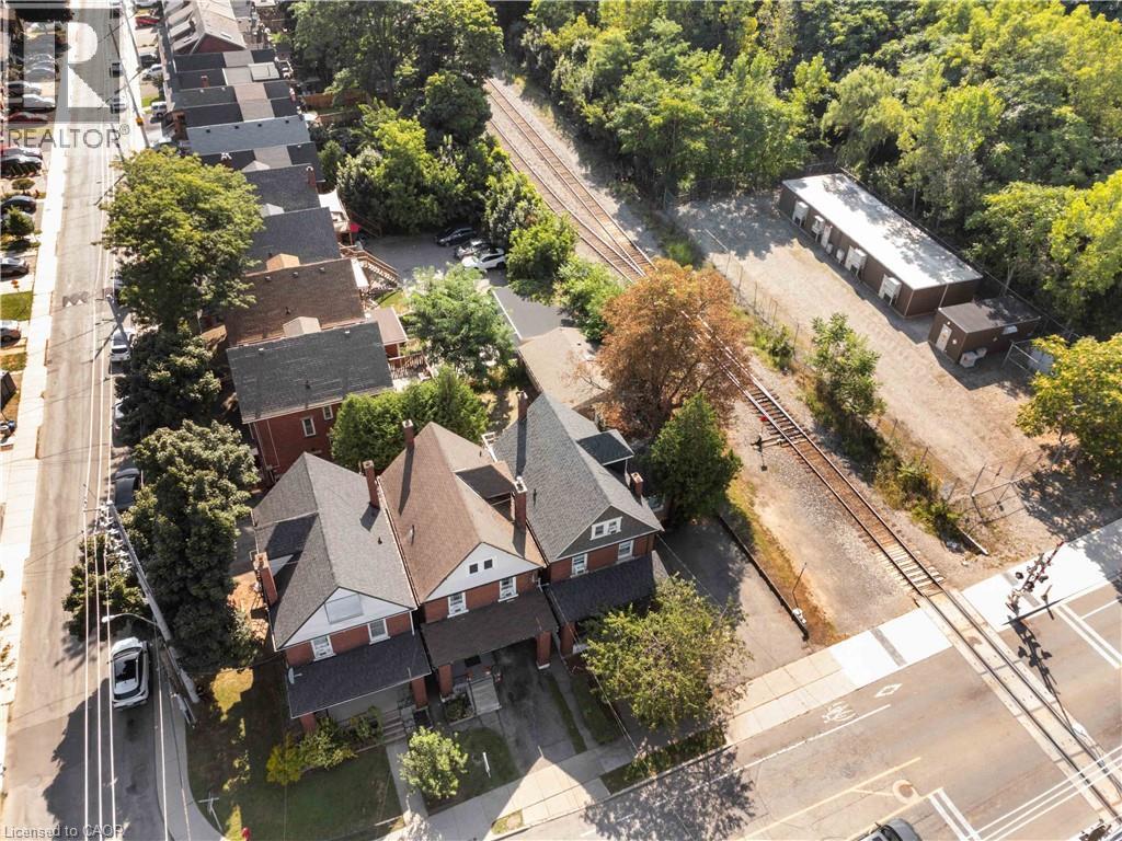 197 WENTWORTH STREET S - 45
