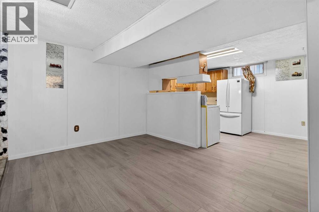 Single Family House Bungalow for Sale in  Dover Ridge Drive SE Dover Calgary 