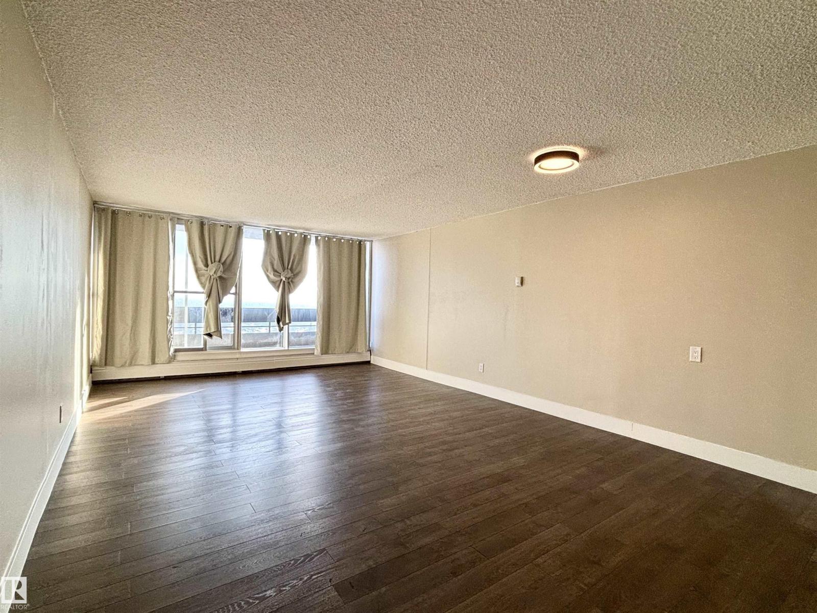 #133 8735 165 ST NW - 11