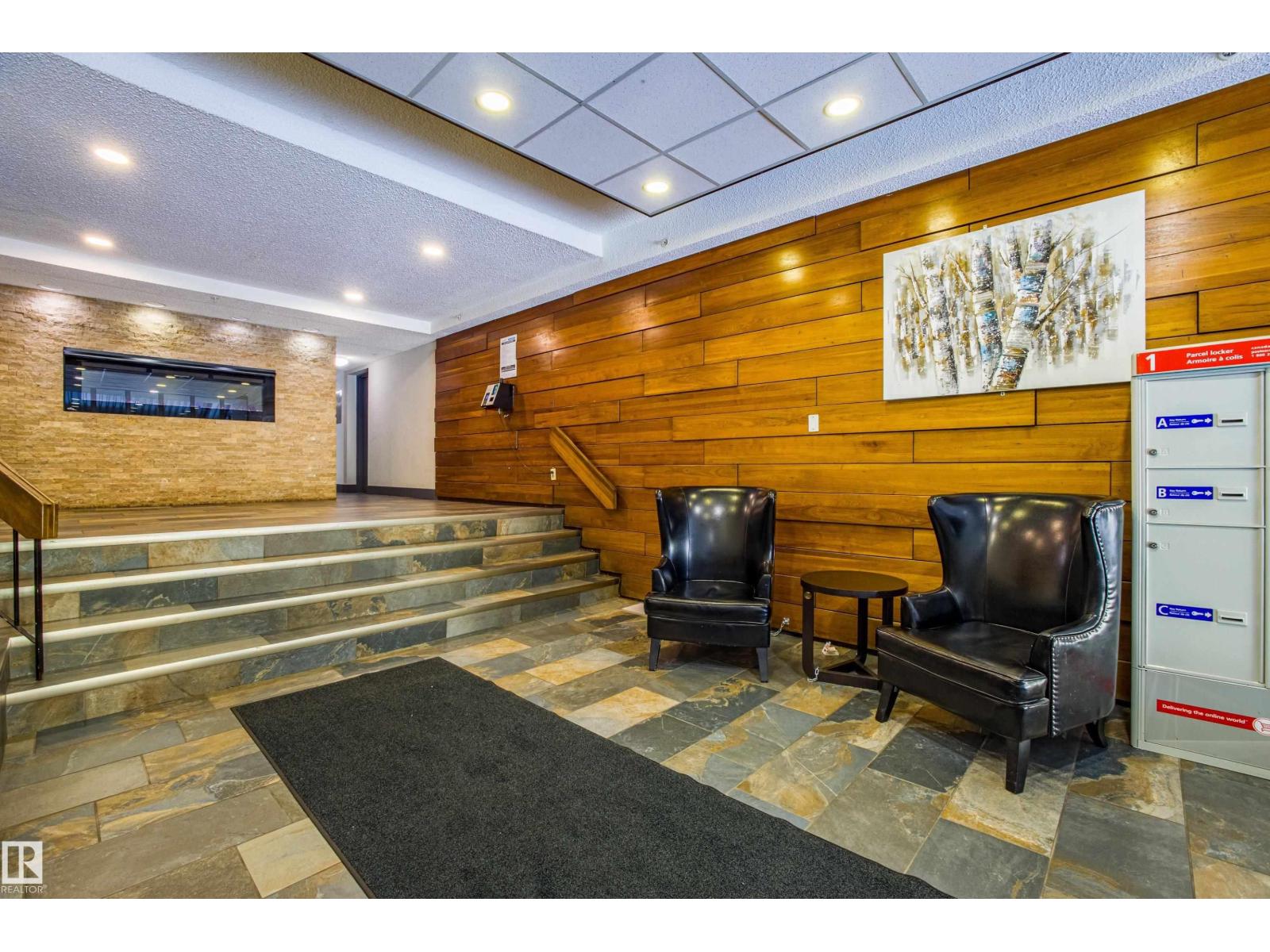 #133 8735 165 ST NW - 5