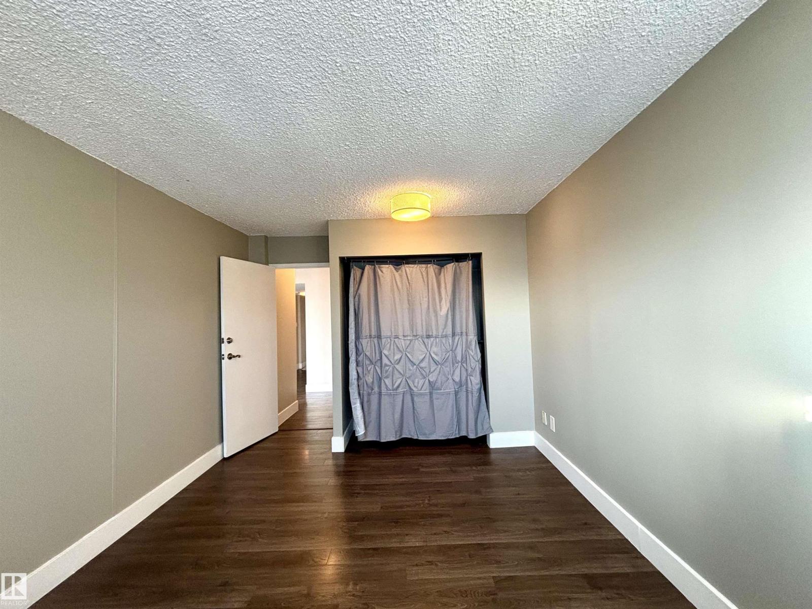 #133 8735 165 ST NW - 19