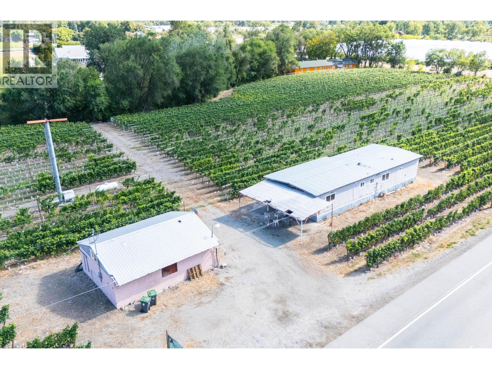 7337 Highway 97, Oliver