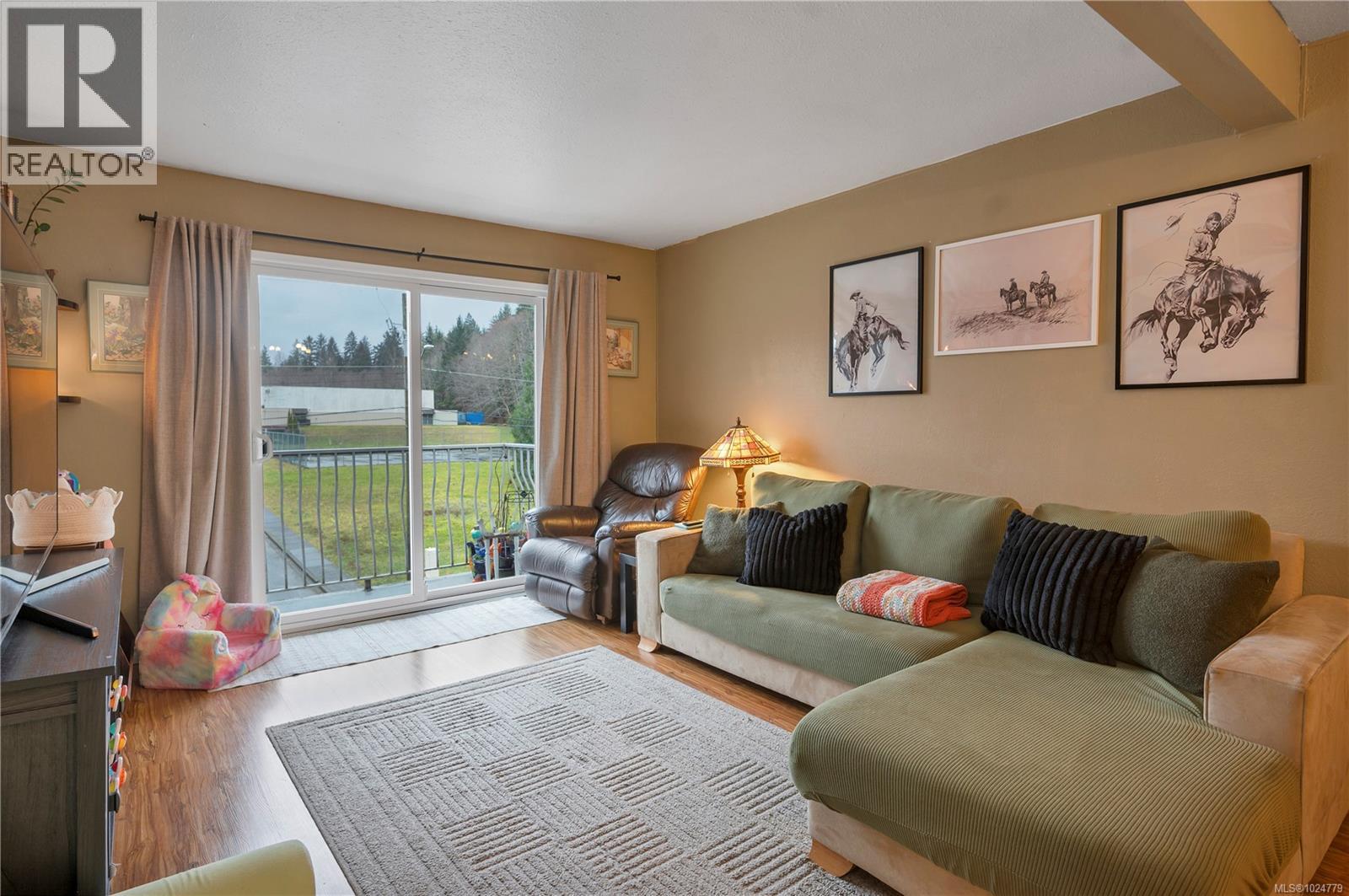 307 611 MacMillan Dr - Photo 2 of 35, Sayward, British Columbia