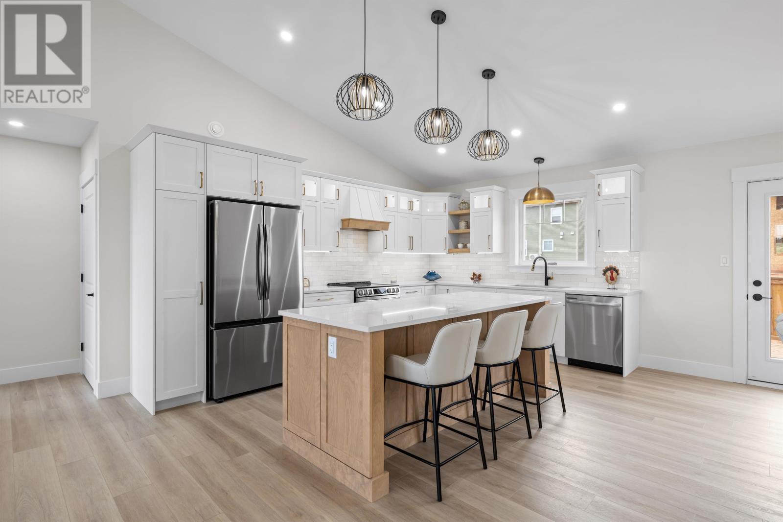37 HUDSON Avenue - 7
