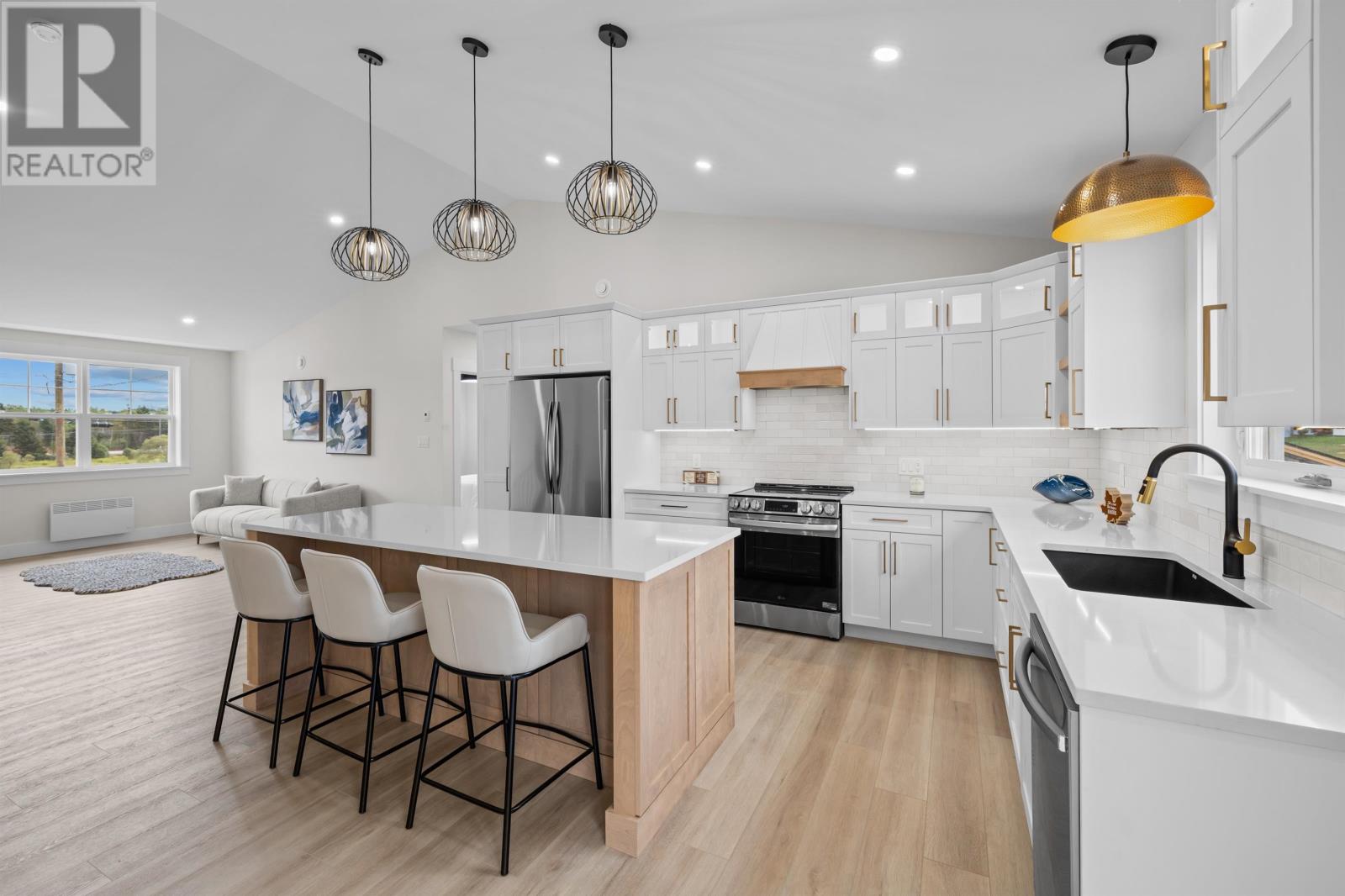 37 HUDSON Avenue - 8
