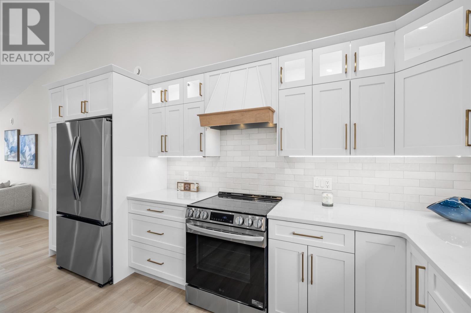 37 HUDSON Avenue - 5