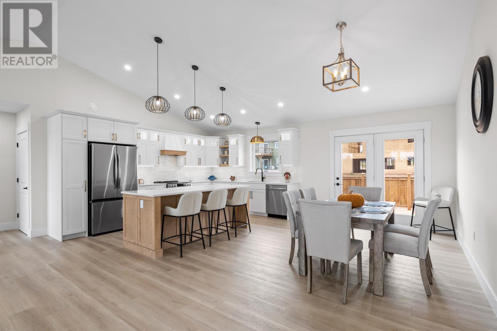 37 HUDSON Avenue - 6