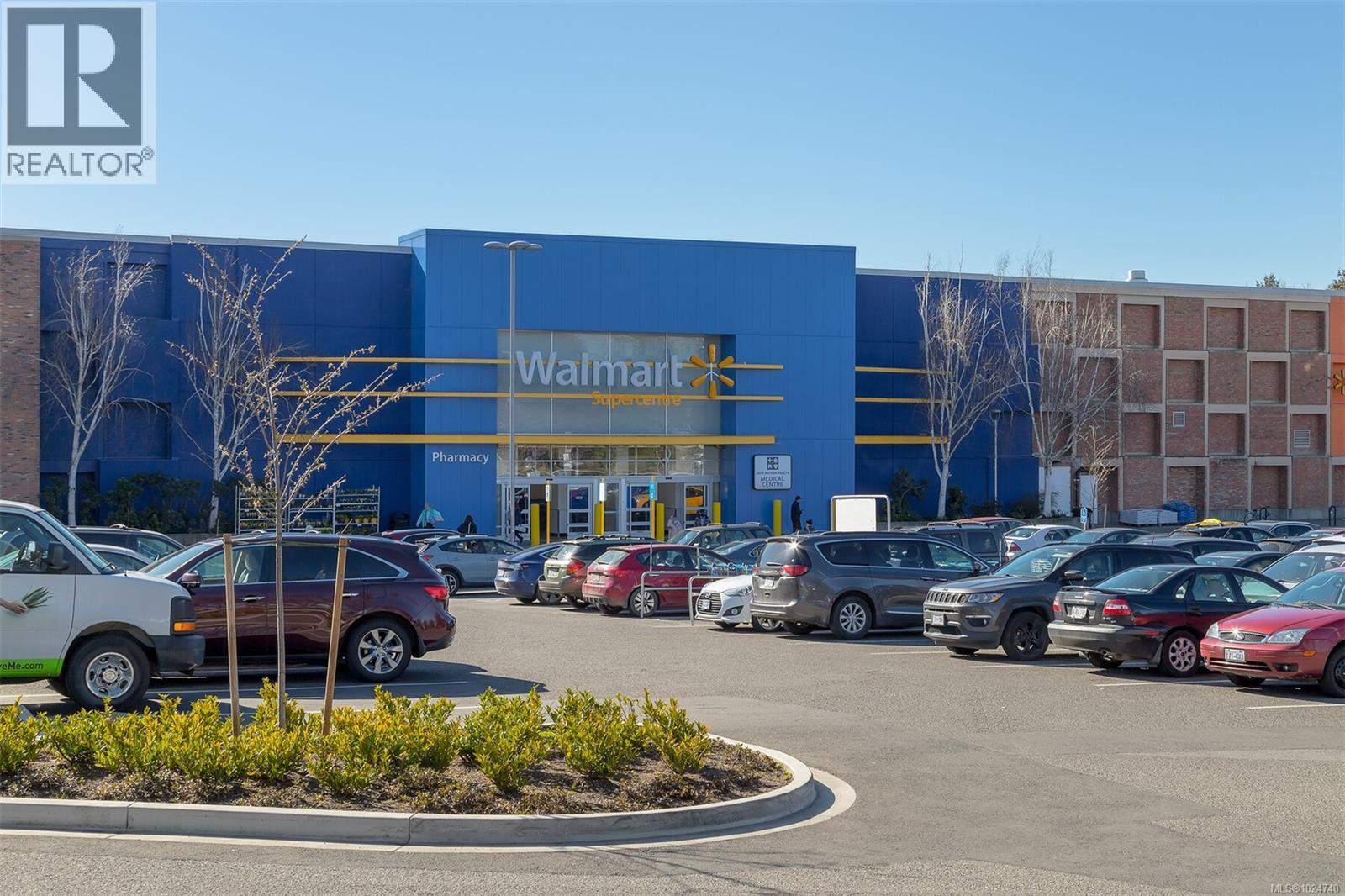 403 1560 Hillside Avenue, Victoria