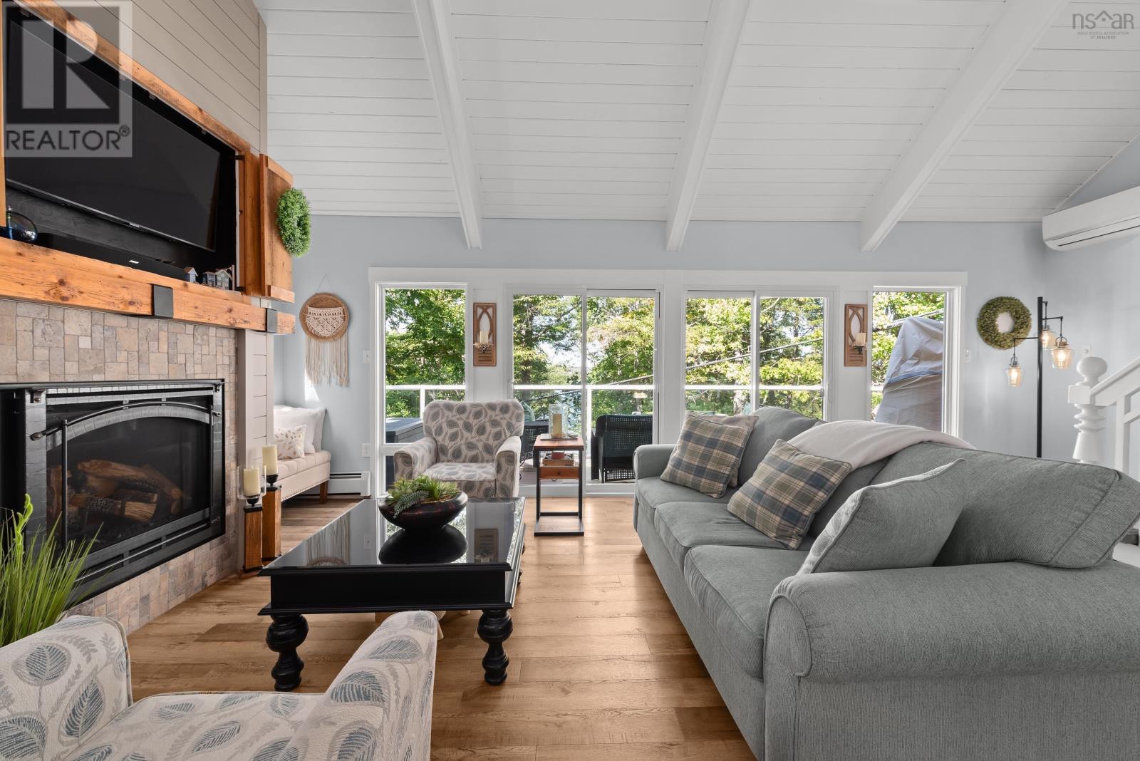 Property 9 of 49 of 19 Sawdust Road