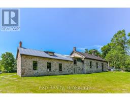 24 North Broadway Street, Centre Wellington, ON N0B1J0 Photo 6