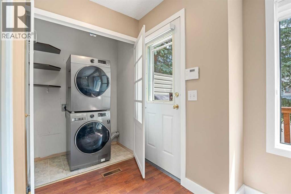 Single Family House for Sale in  Patina Rise SW Patterson Calgary 