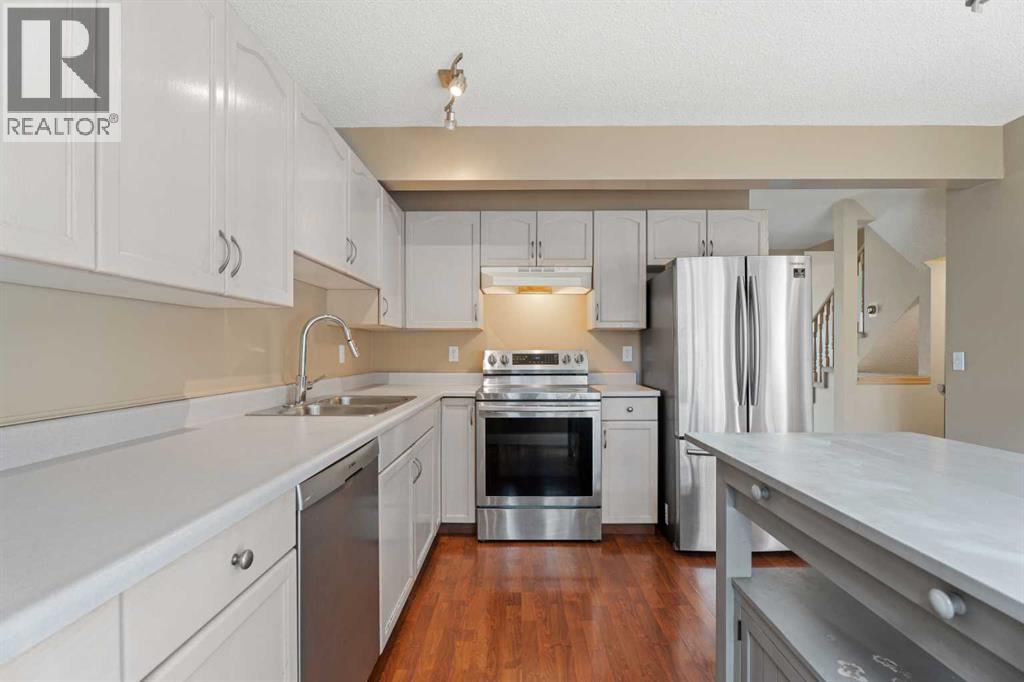 Single Family House for Sale in  Patina Rise SW Patterson Calgary 