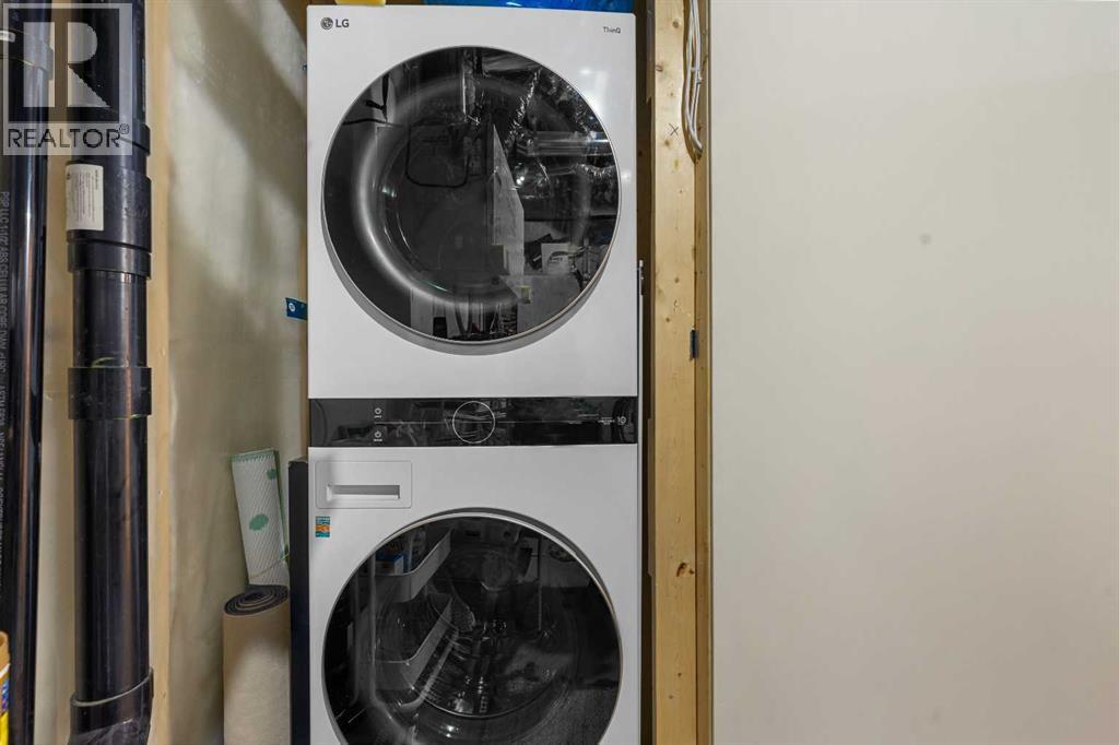 Single Family House Bungalow for Sale in  Marina Cove SE Mahogany Calgary 