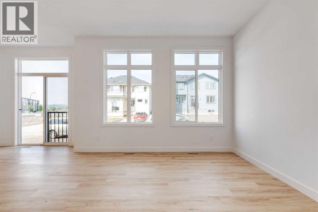 Single Family House for Sale in  Heartwood Park SE Rangeview Calgary 