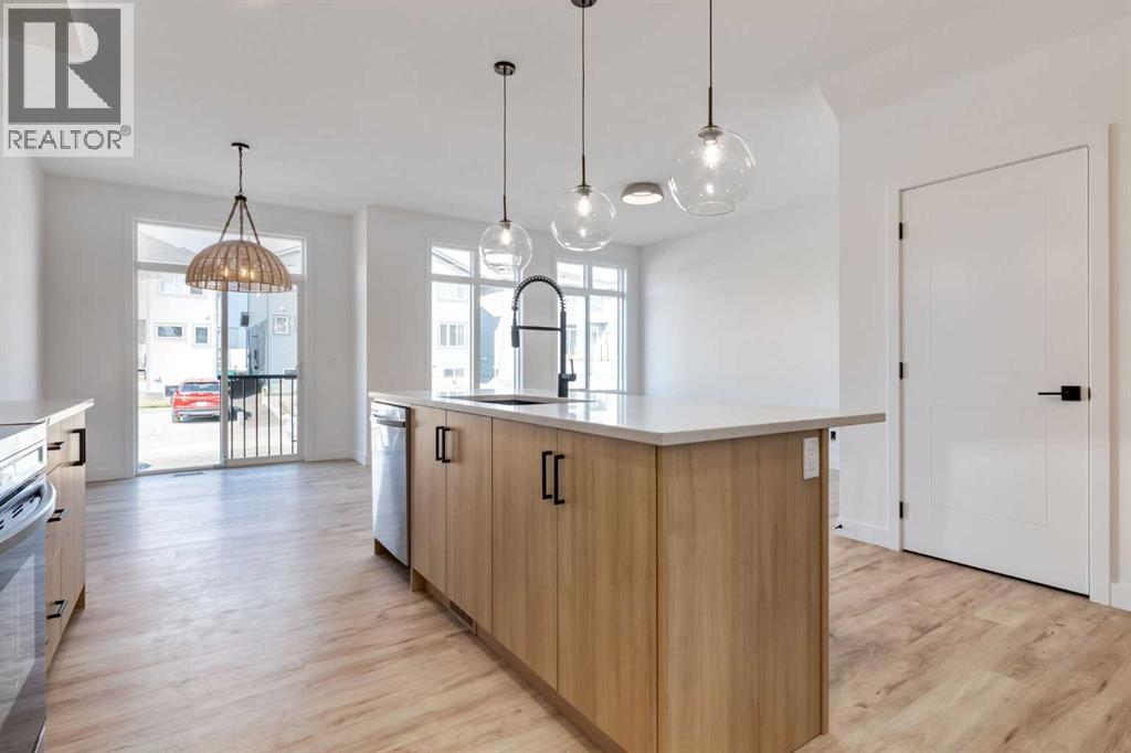 Single Family House for Sale in  Heartwood Park SE Rangeview Calgary 