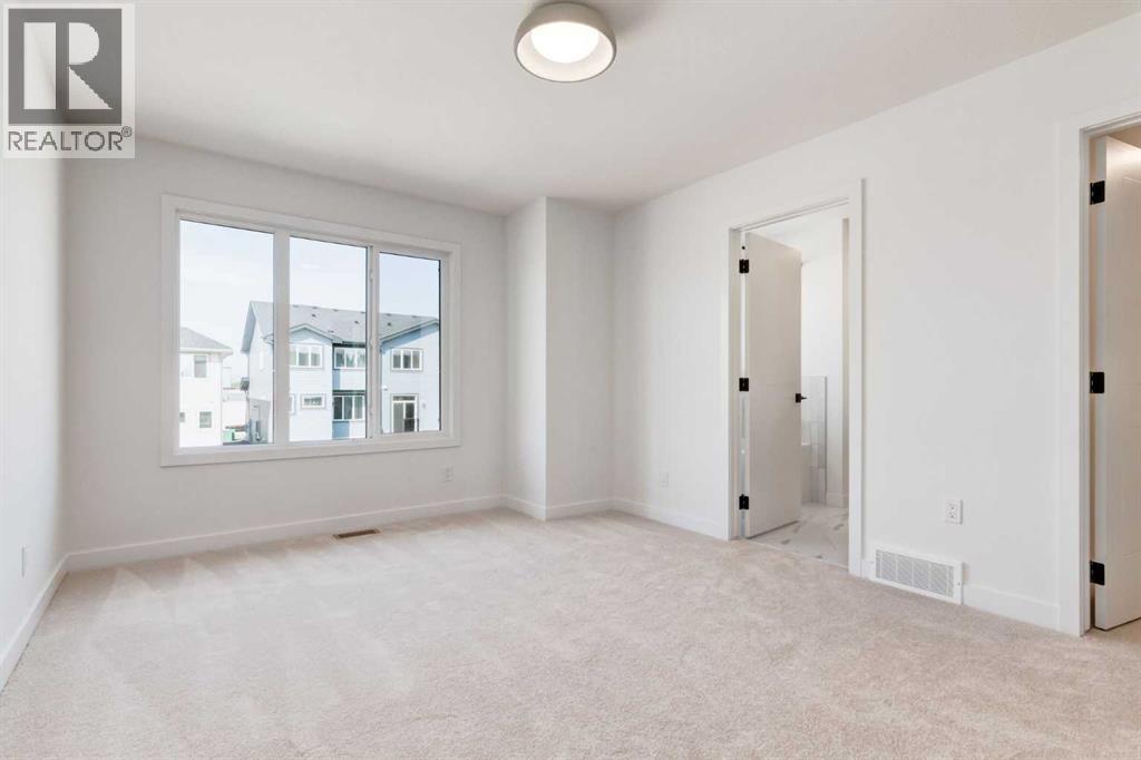 Single Family House for Sale in  Heartwood Park SE Rangeview Calgary 