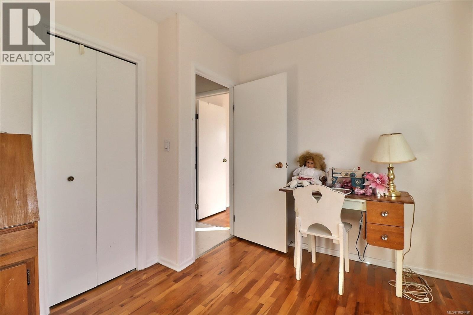 692 5TH St, Courtenay