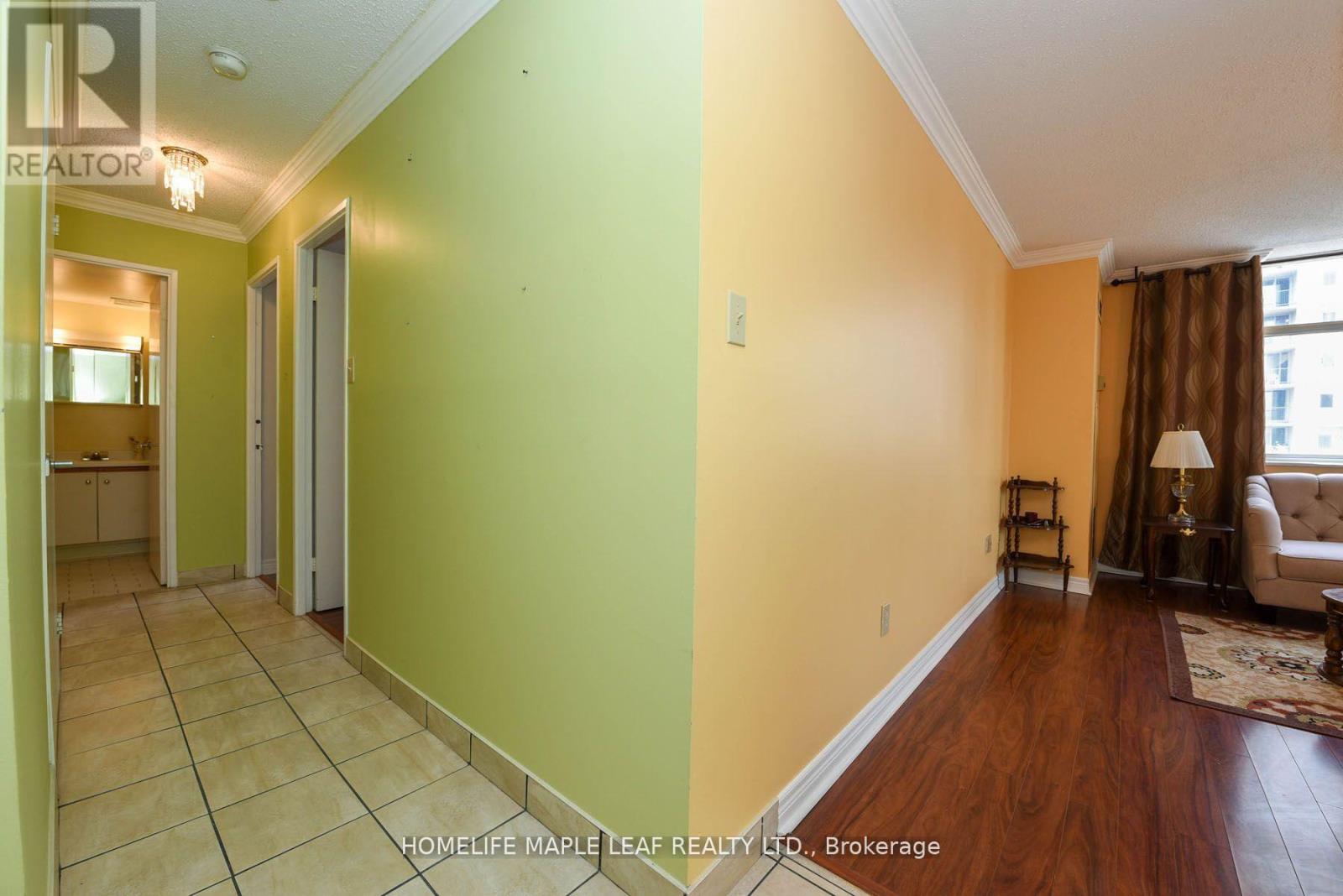 #402 3559 EGLINTON AVENUE W - 10