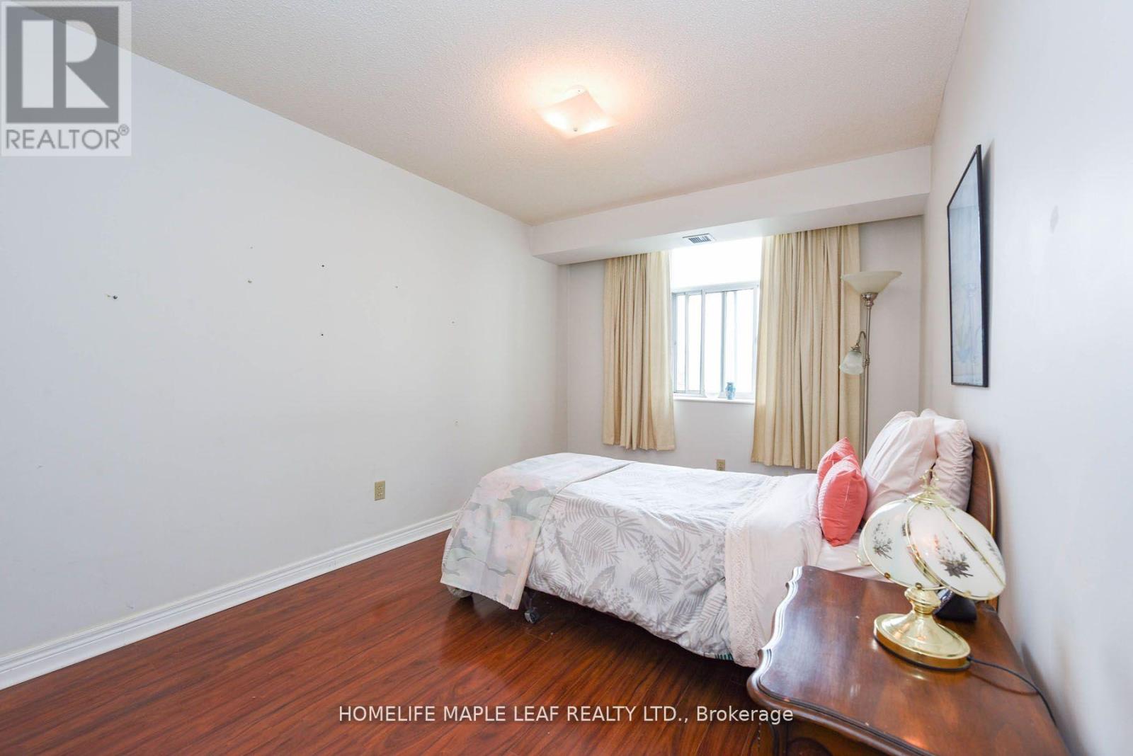 #402 3559 EGLINTON AVENUE W - 12