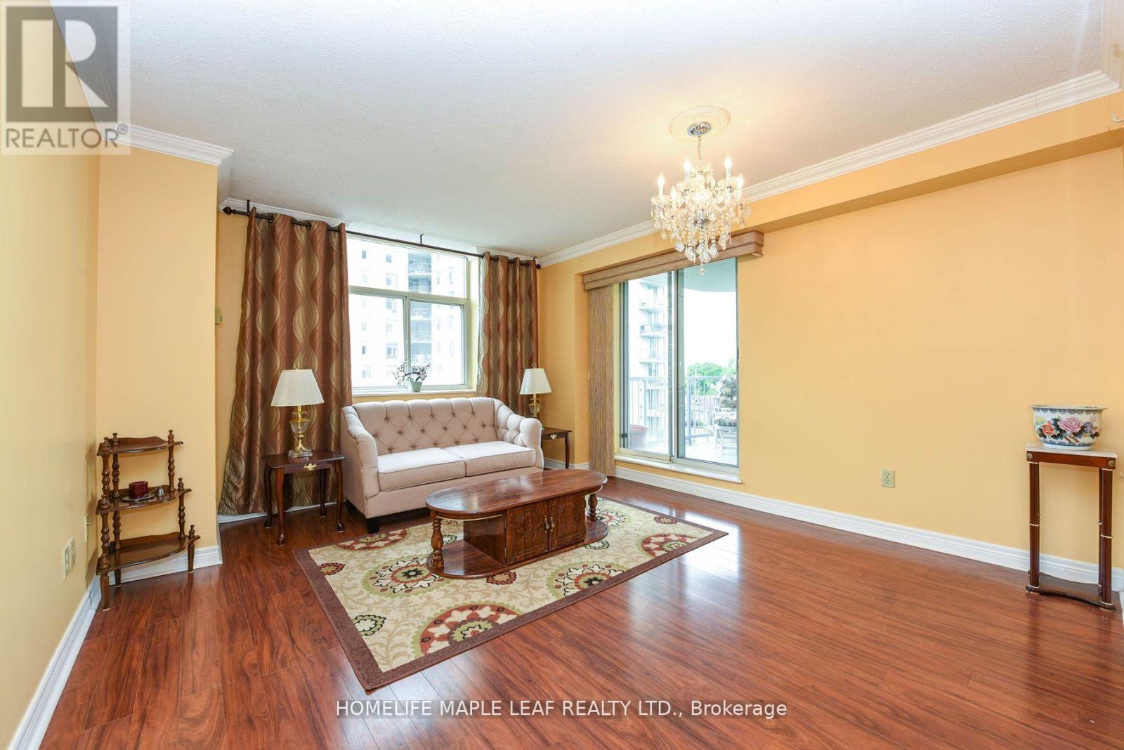 #402 3559 EGLINTON AVENUE W - 20