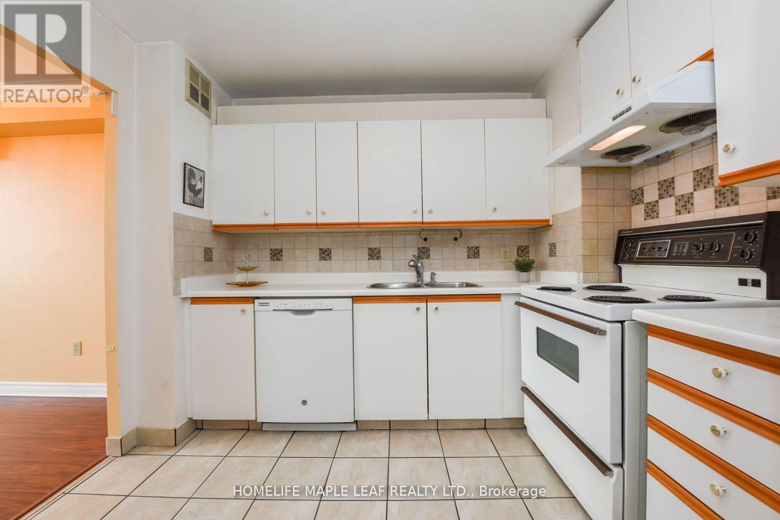 #402 3559 EGLINTON AVENUE W - 9