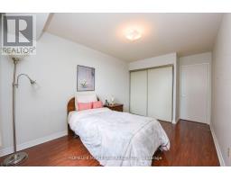402 - 3559 Eglinton Avenue W, Toronto, ON M6M5C6 Photo 13