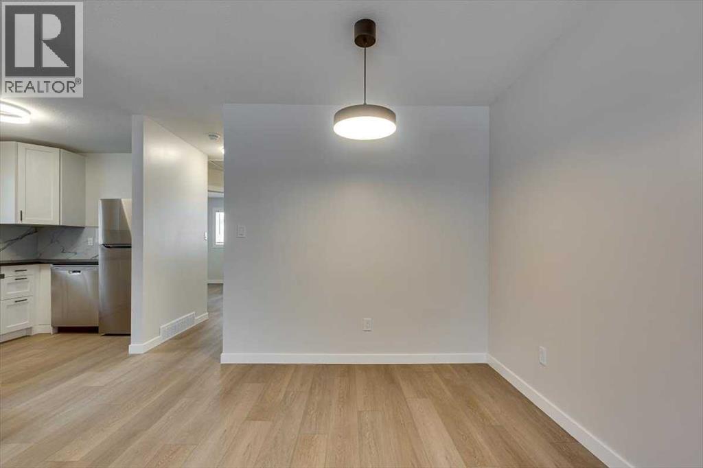 5913 52 Avenue, Red Deer