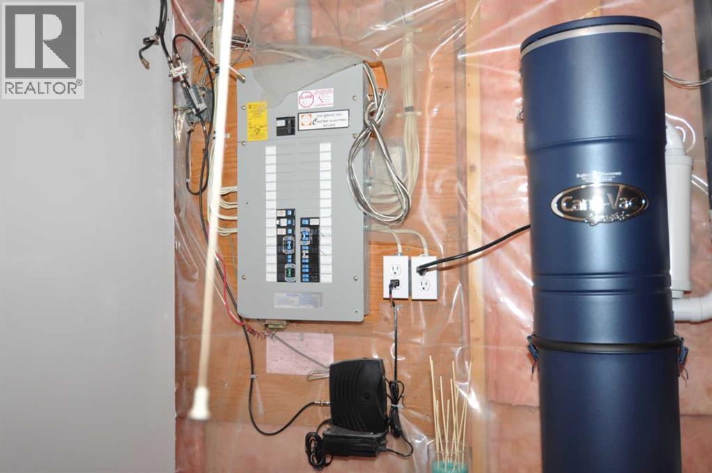 Single Family House for Sale in  Edenwold Green NW Edgemont Calgary 