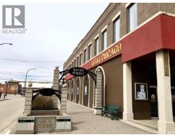 108 Main Street N, Moose Jaw, SK S6H3J7 Photo 16