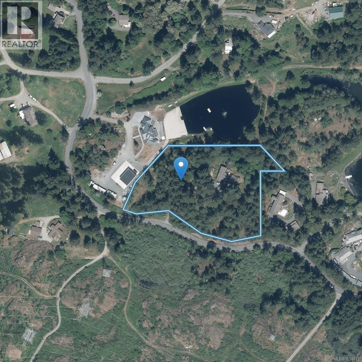  2298 Munn Road, Highlands