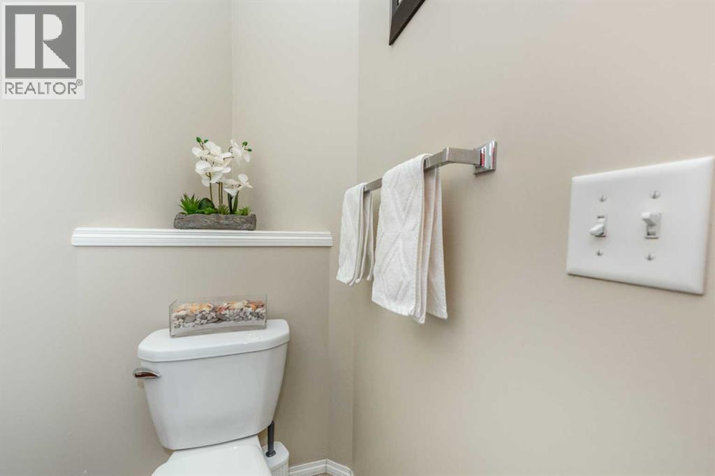 Single Family House for Sale in  Silverado Range Heights SW Silverado Calgary 