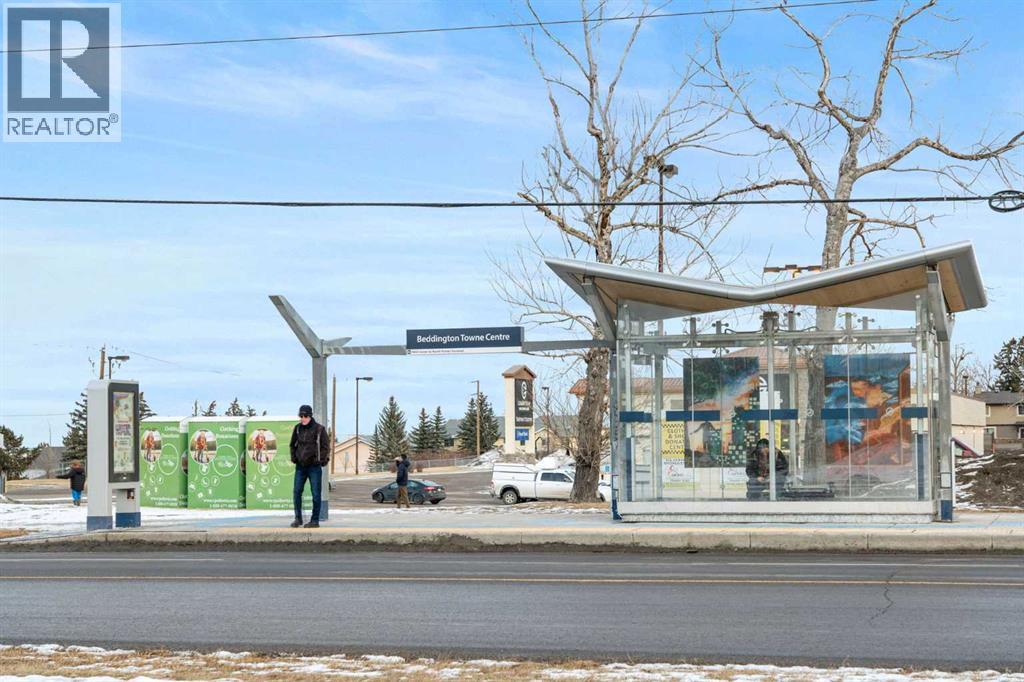 Single Family House Bungalow for Sale in  Berkley Drive NW Beddington Heights Calgary 