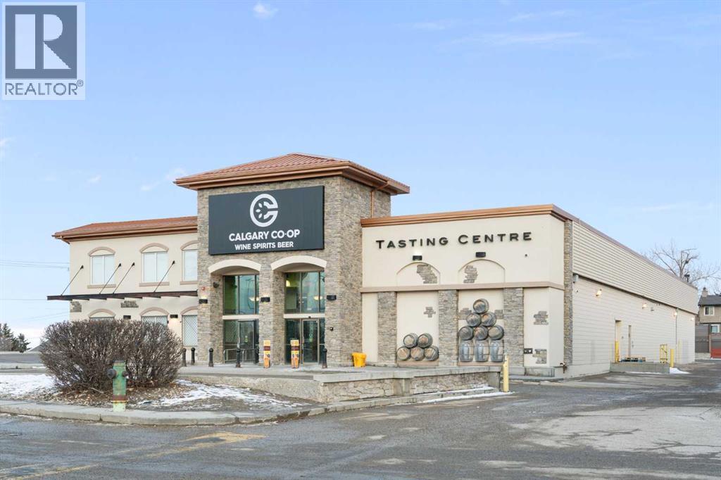 Single Family House Bungalow for Sale in  Berkley Drive NW Beddington Heights Calgary 