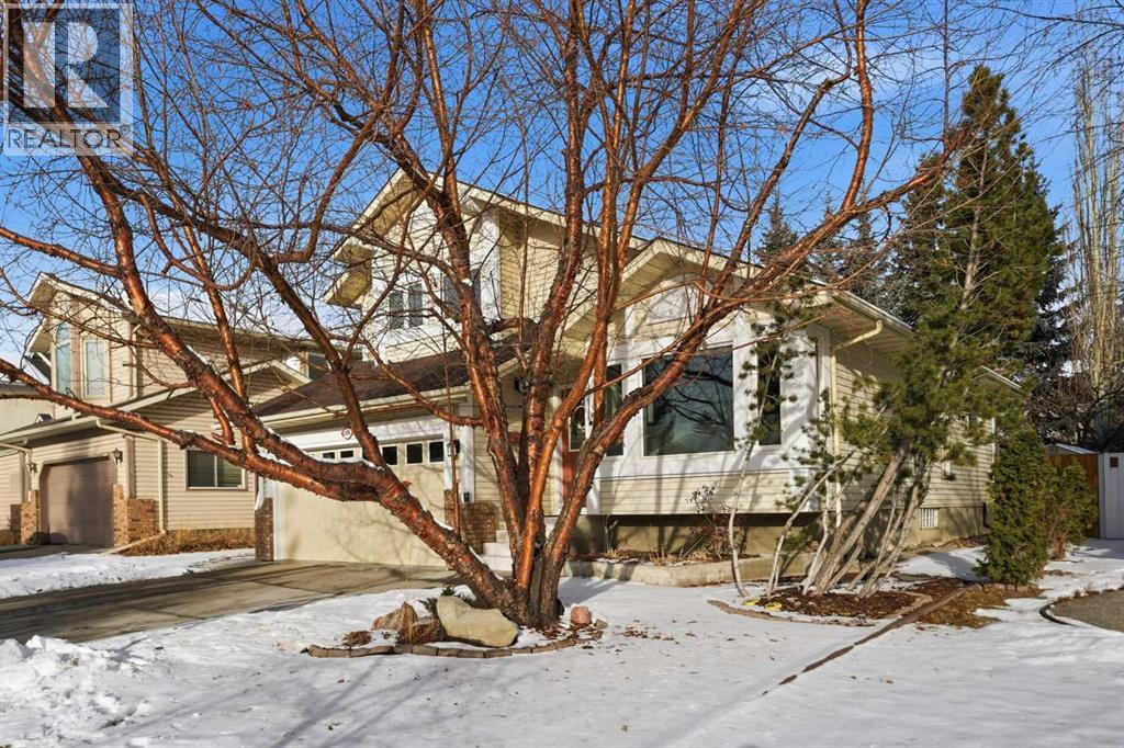 Single Family House for Sale in  Millrise Drive SW Millrise Calgary 