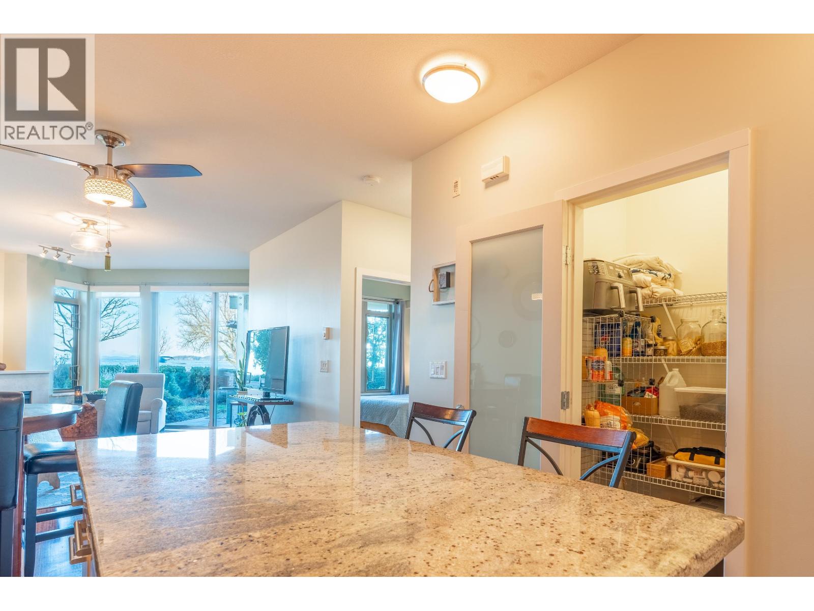 105 5160 DAVIS BAY ROAD, Sechelt