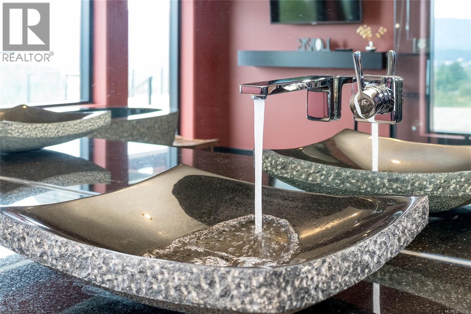 1 6222 Lower Chippewa Rd, Duncan