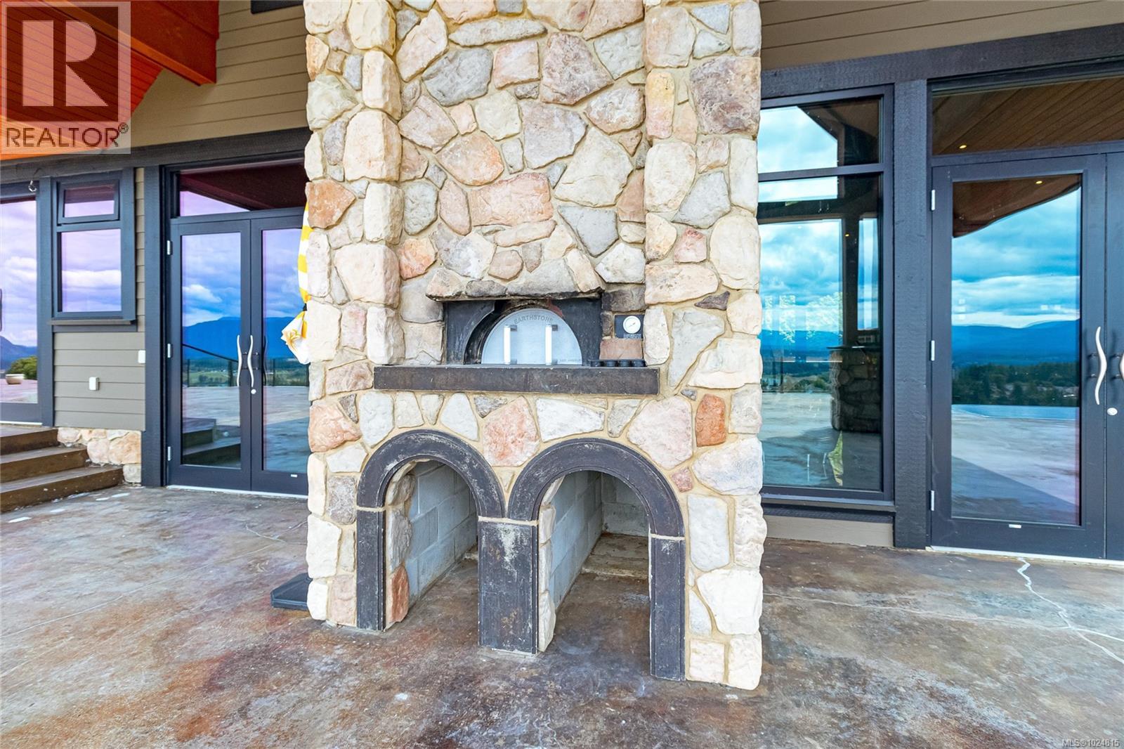 1 6222 Lower Chippewa Rd, Duncan