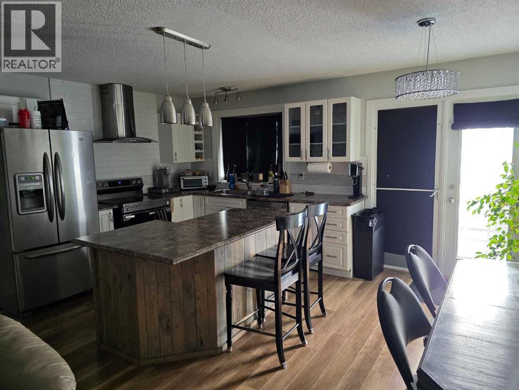 10853 99 AVENUE - 6