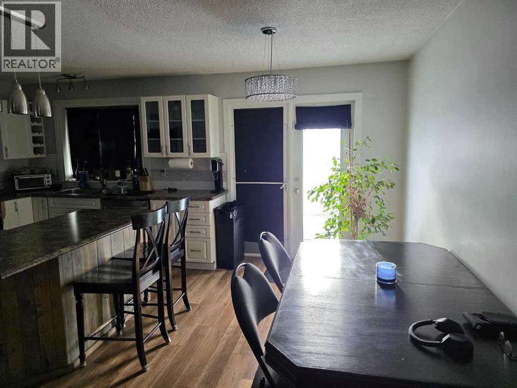 10853 99 AVENUE - 7