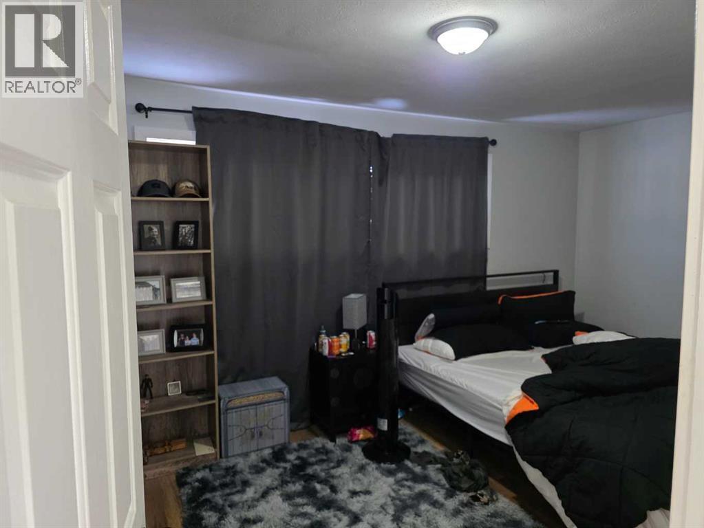 10853 99 AVENUE - 8