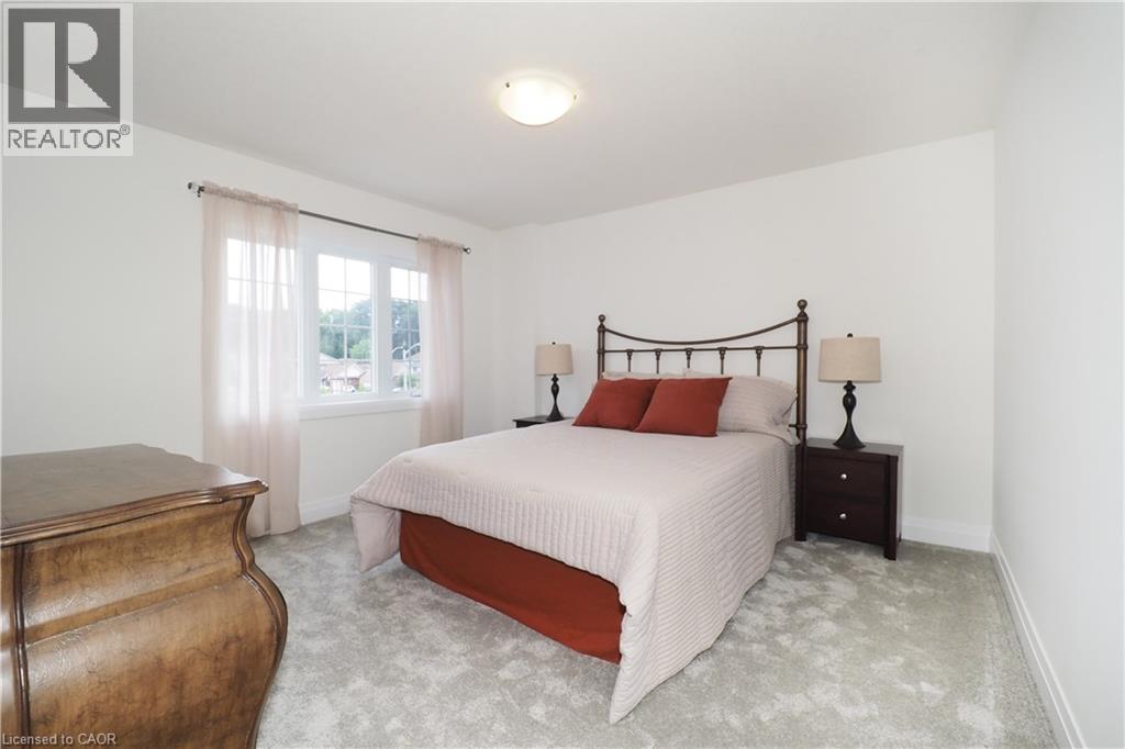 217 JEFFREY PLACE - 17