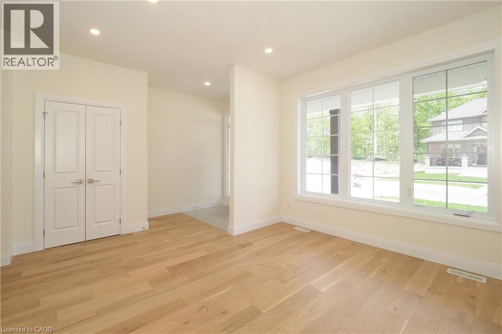 220 JEFFREY PLACE - 6
