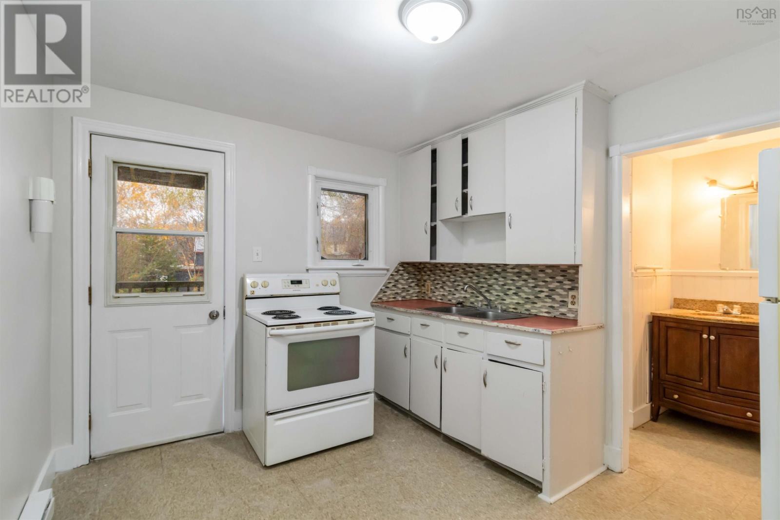 Property 26 of 49 of 358-360 St Margarets Bay Road