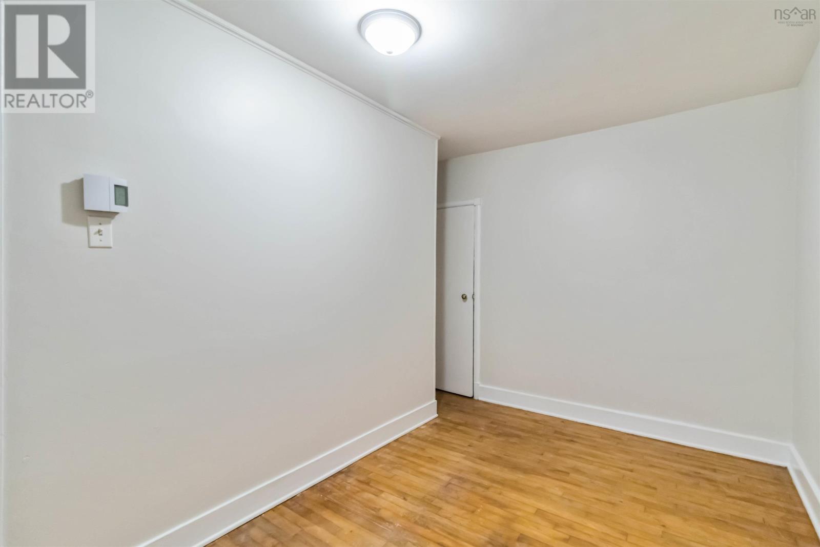 Property 32 of 49 of 358-360 St Margarets Bay Road