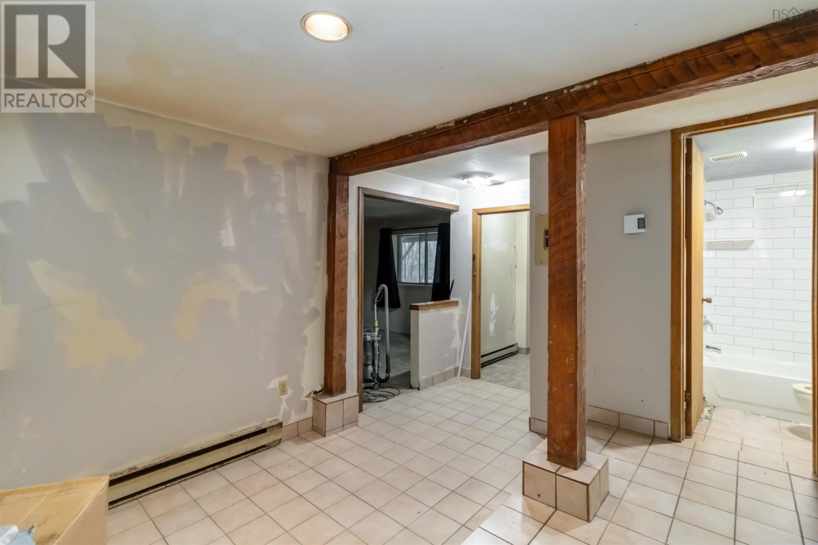 Property 36 of 49 of 358-360 St Margarets Bay Road