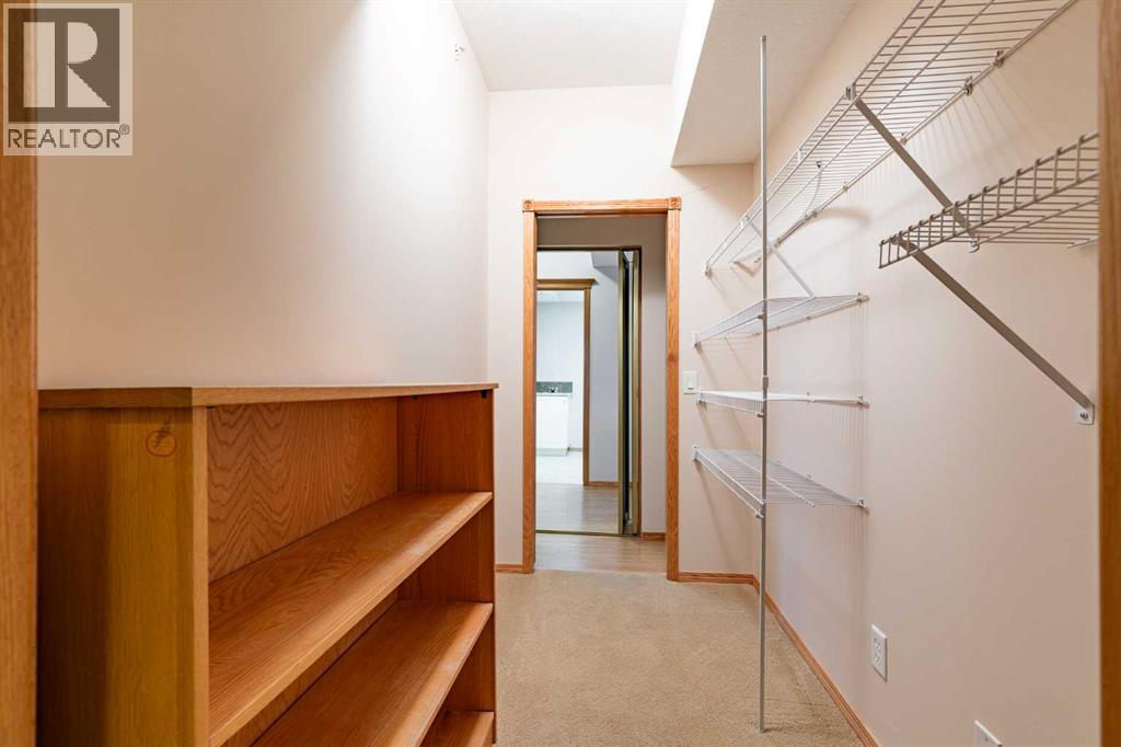 Single Family House for Sale in   Tuscany Springs Boulevard NW Tuscany Calgary 