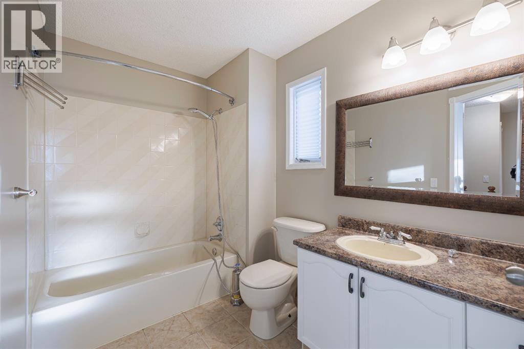 Single Family House for Sale in  Macewan Ridge Close NW MacEwan Glen Calgary 