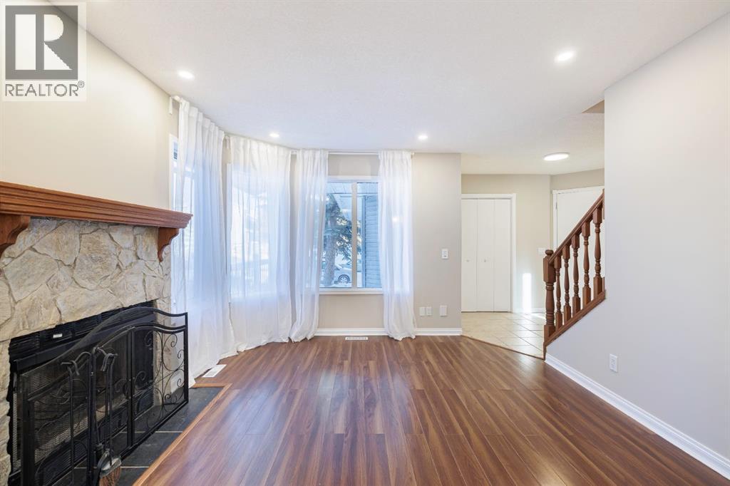 Single Family House for Sale in  Macewan Ridge Close NW MacEwan Glen Calgary 