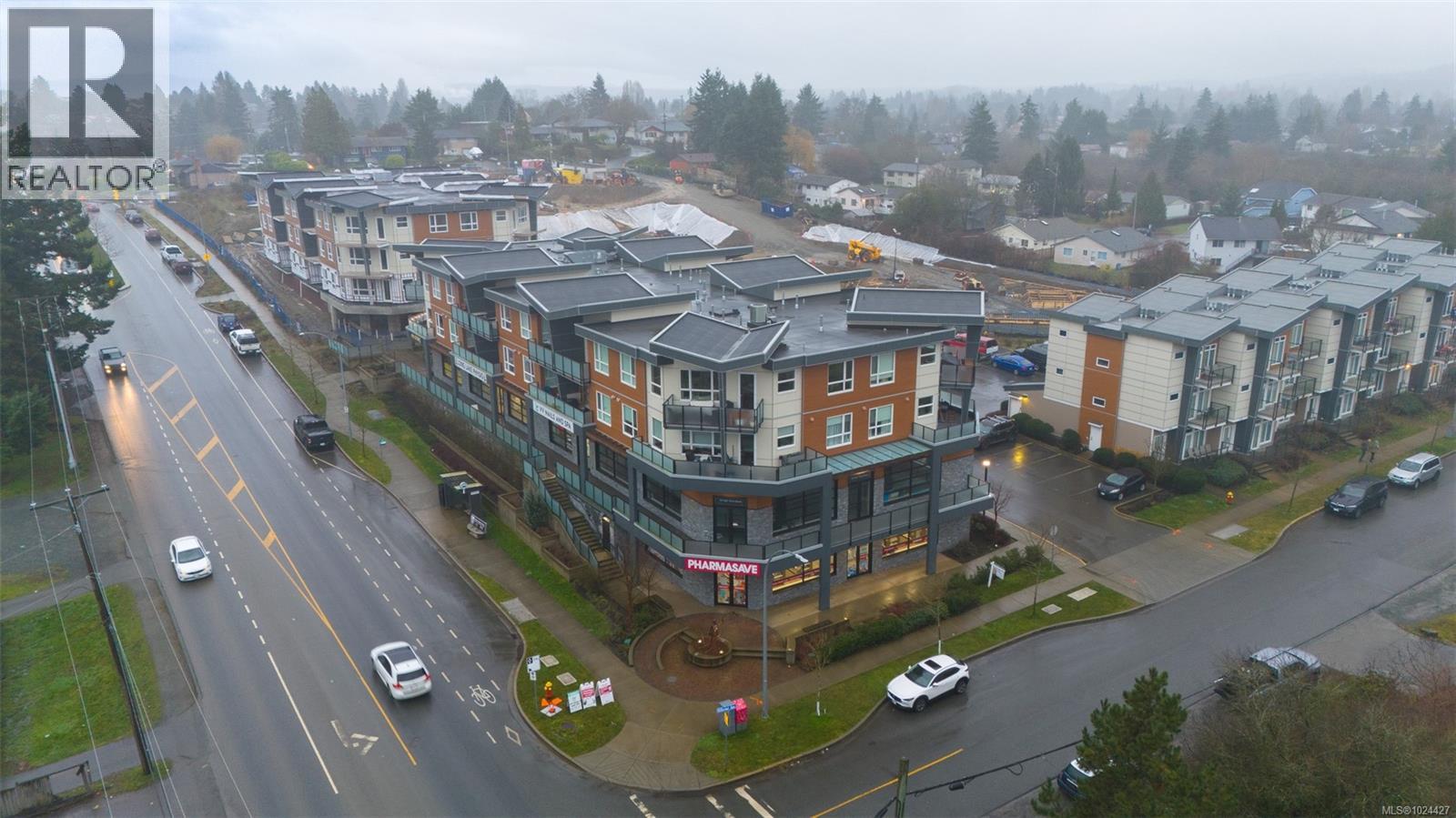 #205 525 THIRD ST - 10